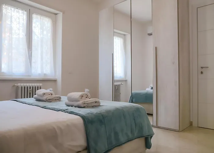 Silenziosa Oasi Moderna Appio Latino Daire *