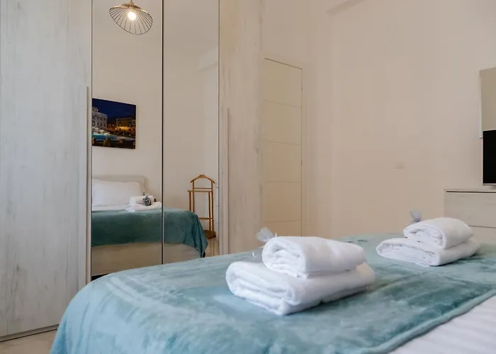 Silenziosa Oasi Moderna Appio Latino Daire Roma