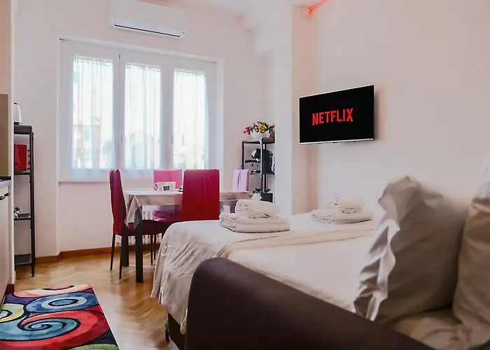 Silenziosa Oasi Moderna Appio Latino Daire *